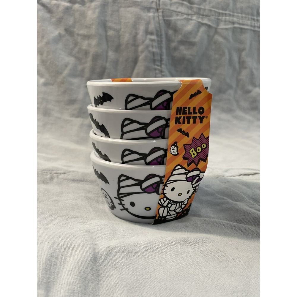 NEW Set of 4 Hello Kitty Sanrio Melamine Mummy Bat Ghost Halloween Tidbit Bowls‎
